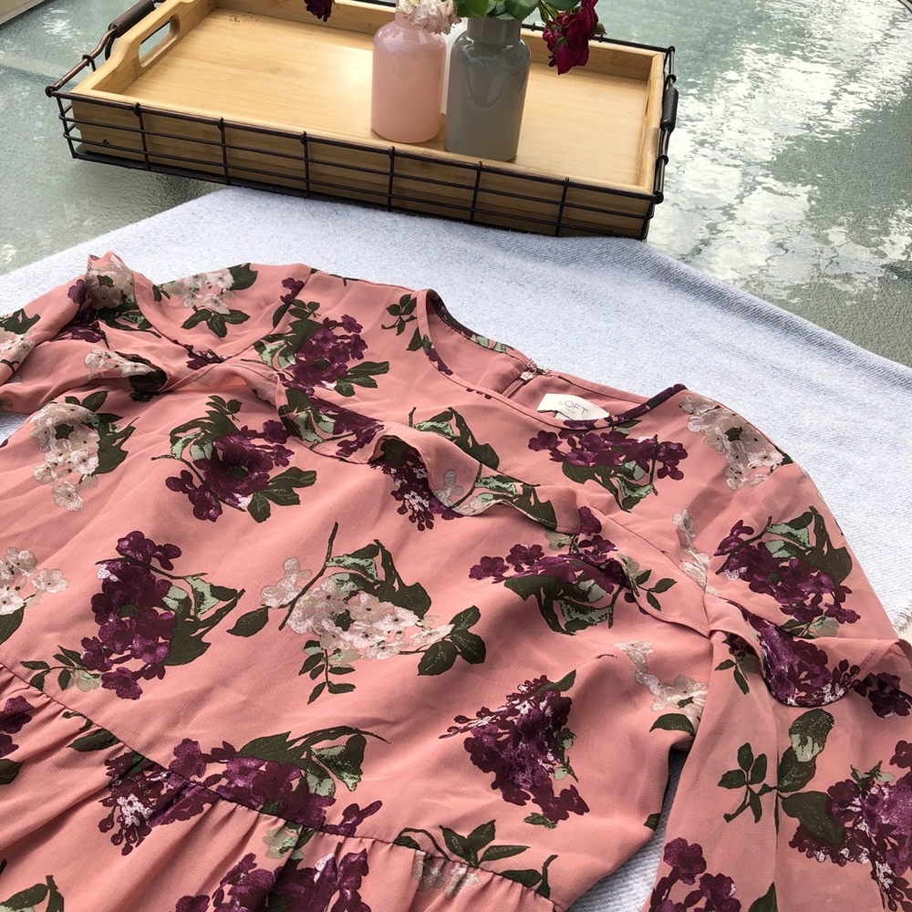LOFT DRESS - Picture 1 of 4